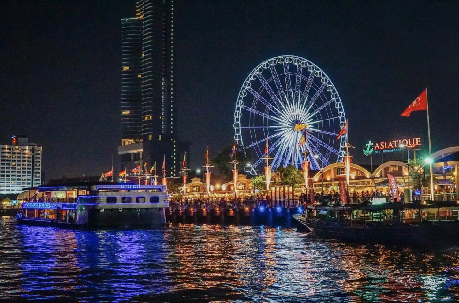 Asiatique The Riverfront